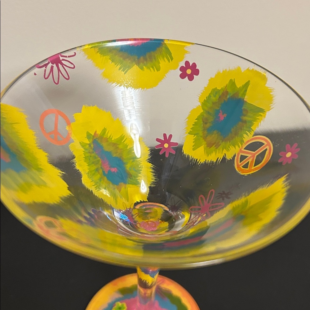 Lolita Hand-Painted Tie-Dye Martini Glass in Yellow, Pink, Blue, Orange - Picture 3 of 4